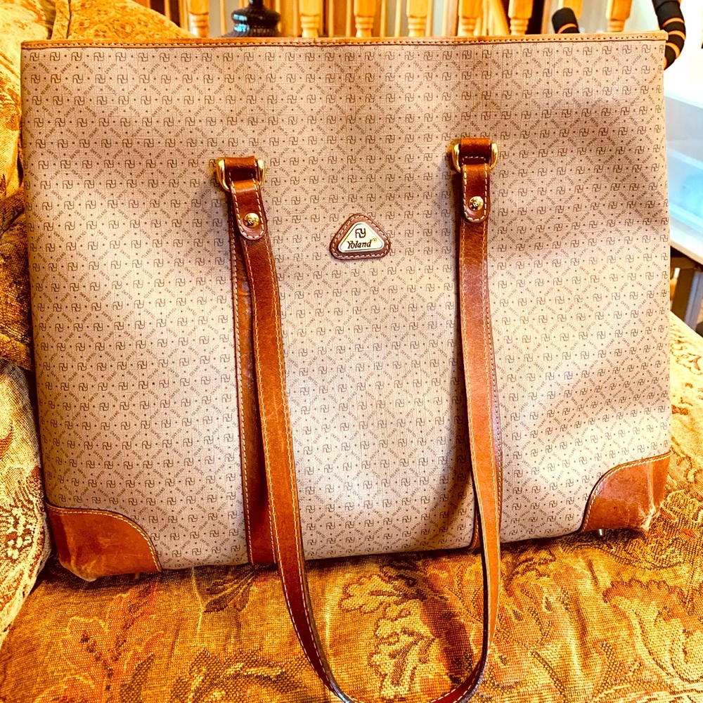 Vintage Cowhide leather bag( Luca style for less)